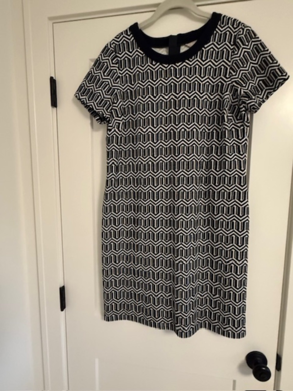 Banana Republic Knit Geometric Black and White Dress Sz 14 Business Casual